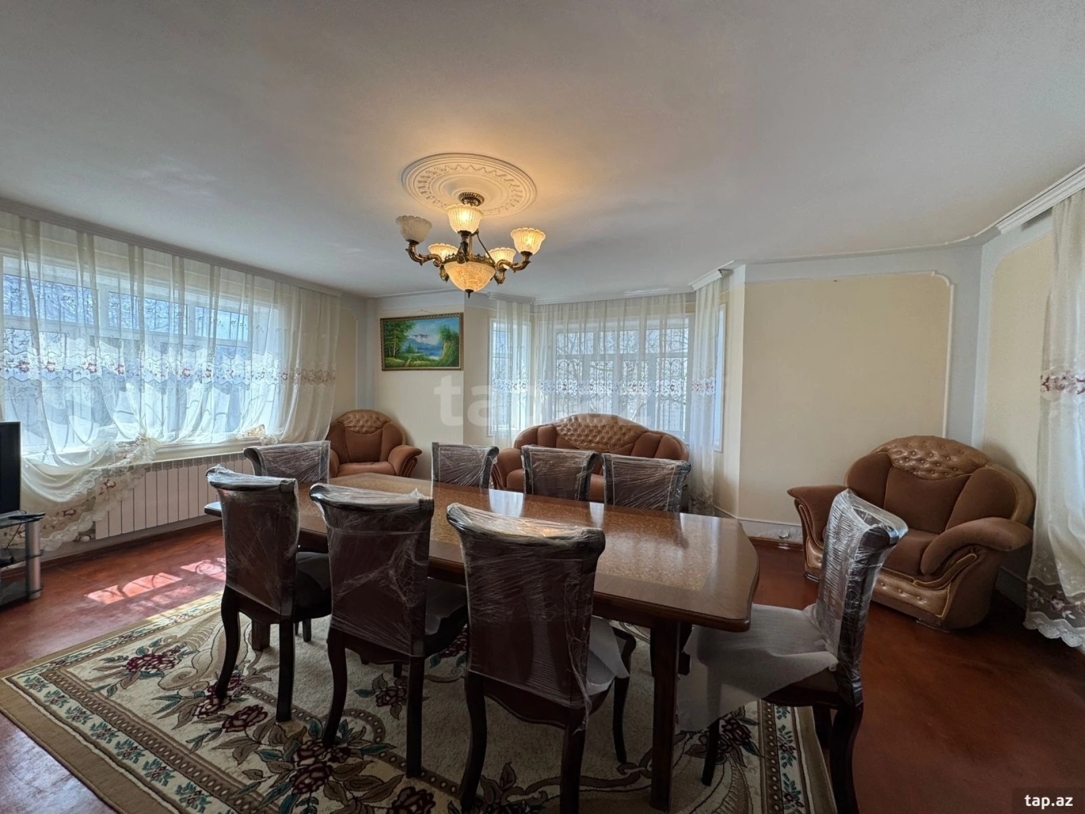 Satılır 5 otaqlı həyət evi 100 m²