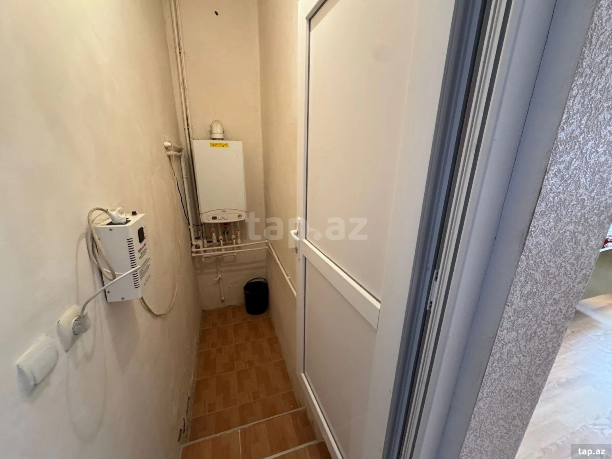 Satılır 5 otaqlı həyət evi 100 m²