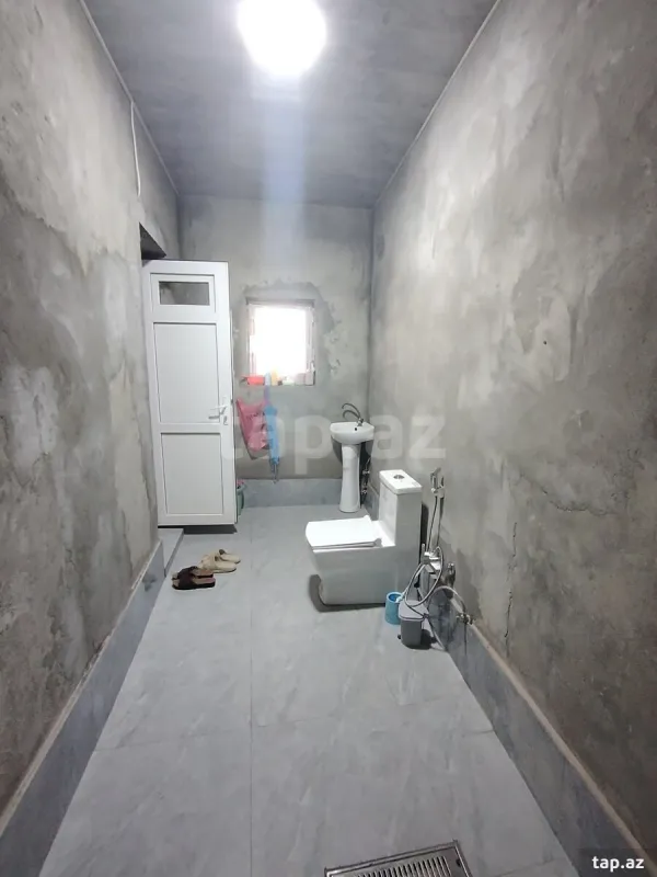 Satılır 3 otaqlı həyət evi 100 m²