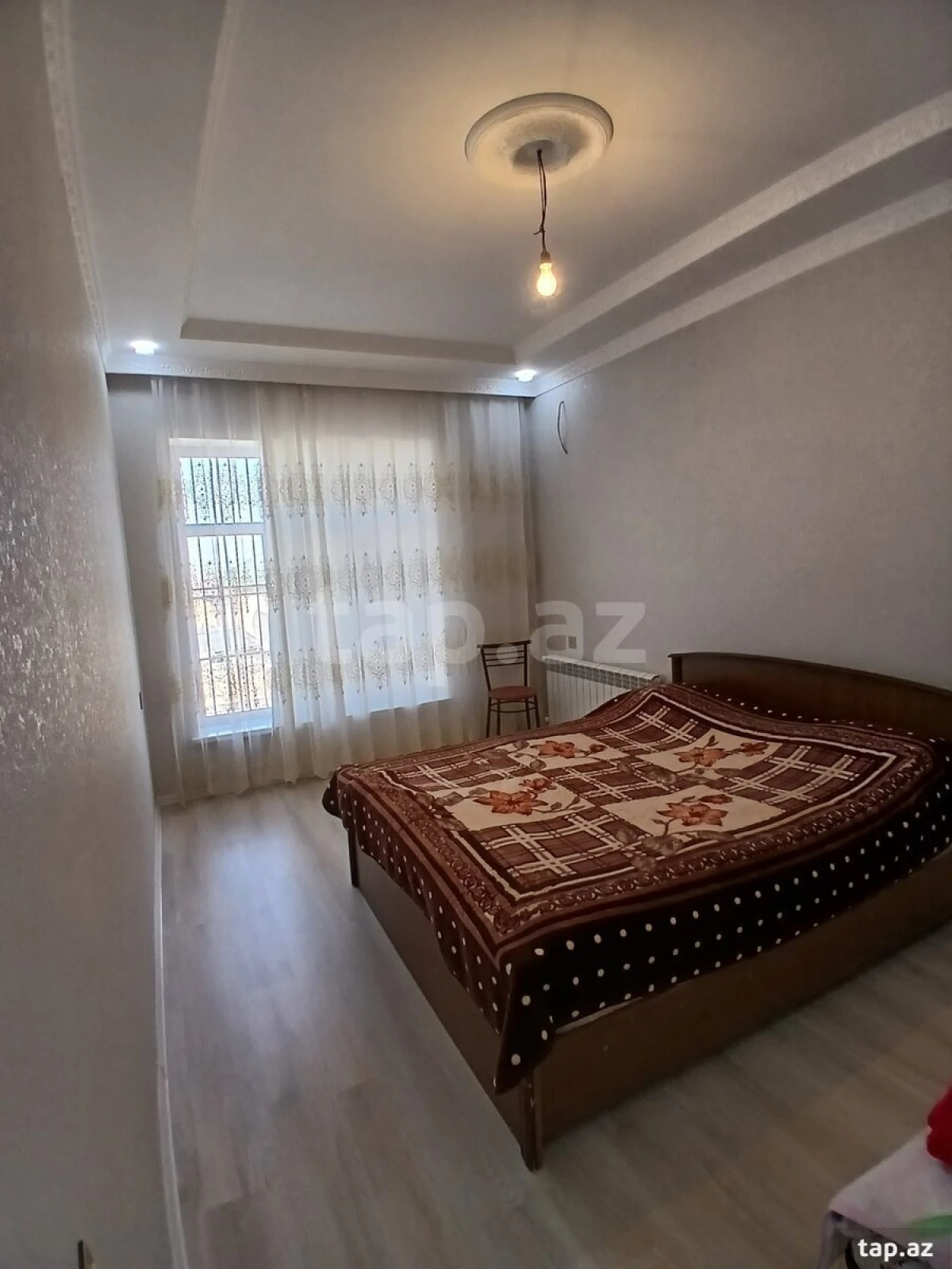 Satılır 4 otaqlı həyət evi 140 m²