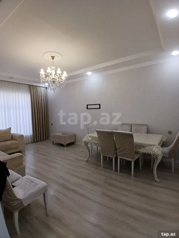 Satılır 4 otaqlı həyət evi 140 m²