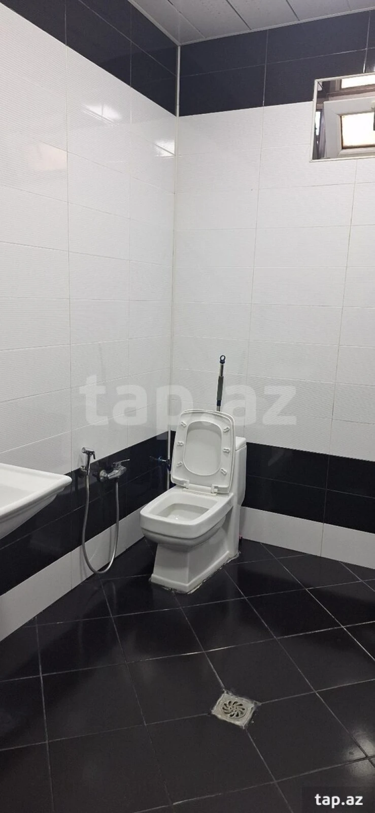 Satılır 3 otaqlı həyət evi 132 m²