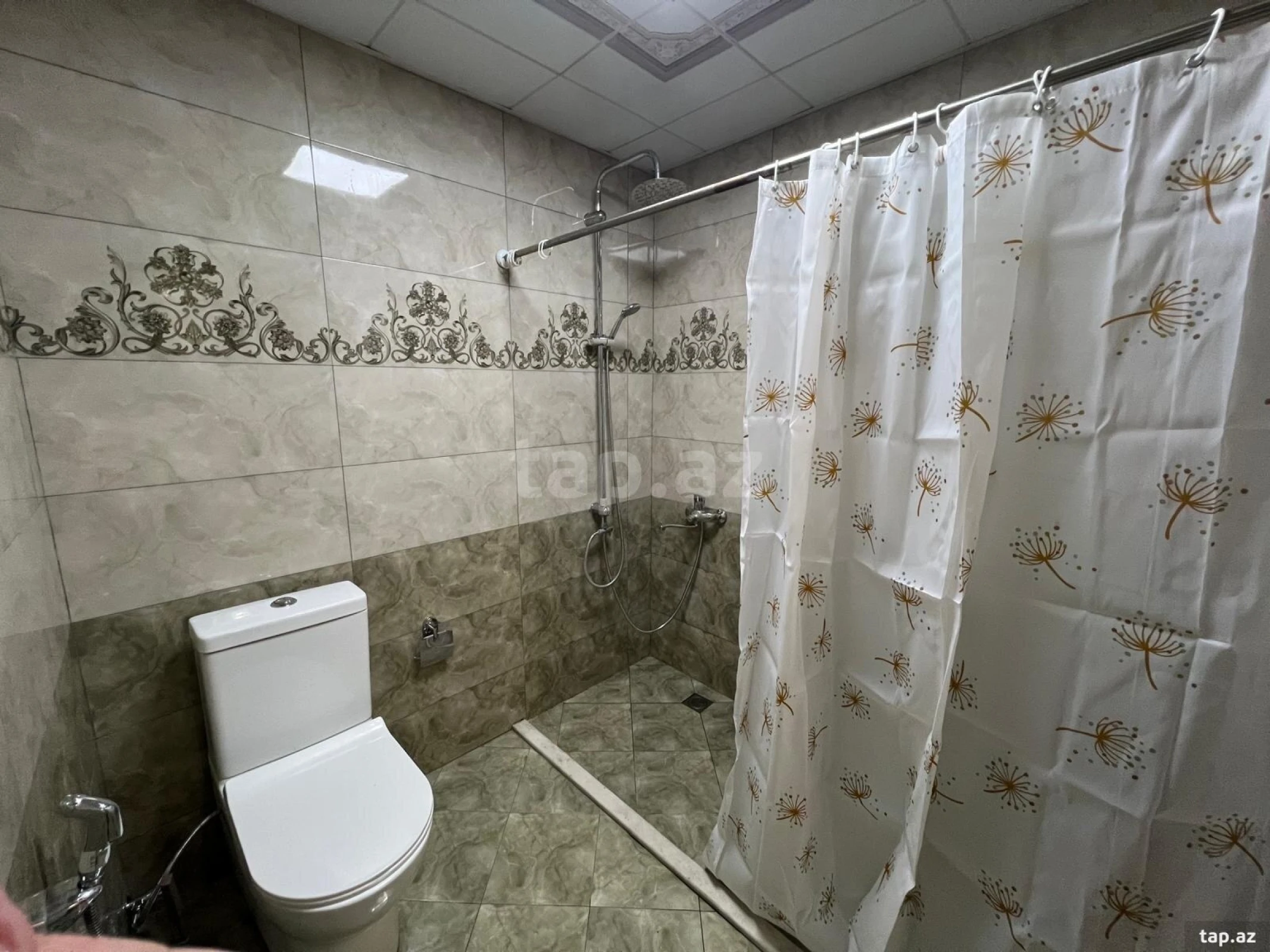 Kirayə verilir 2 otaqlı yeni tikili 52 m²