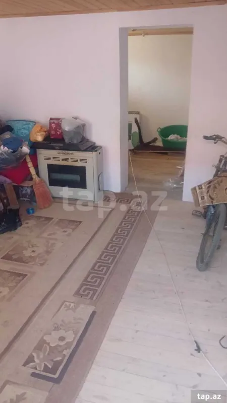 Satılır 5 otaqlı həyət evi 130 m²