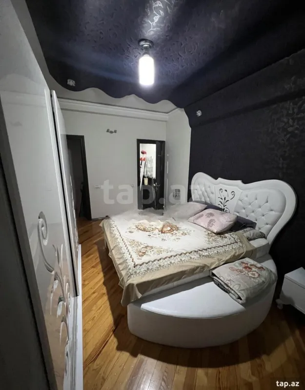 Satılır 3 otaqlı yeni tikili 120 m²