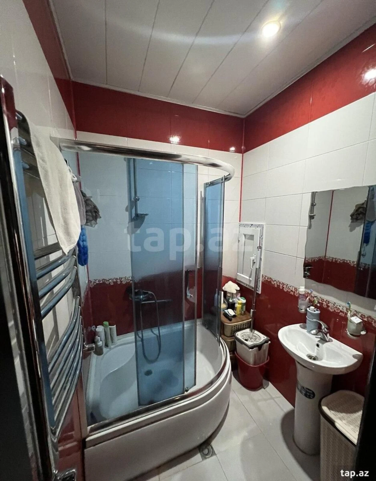 Satılır 3 otaqlı yeni tikili 120 m²