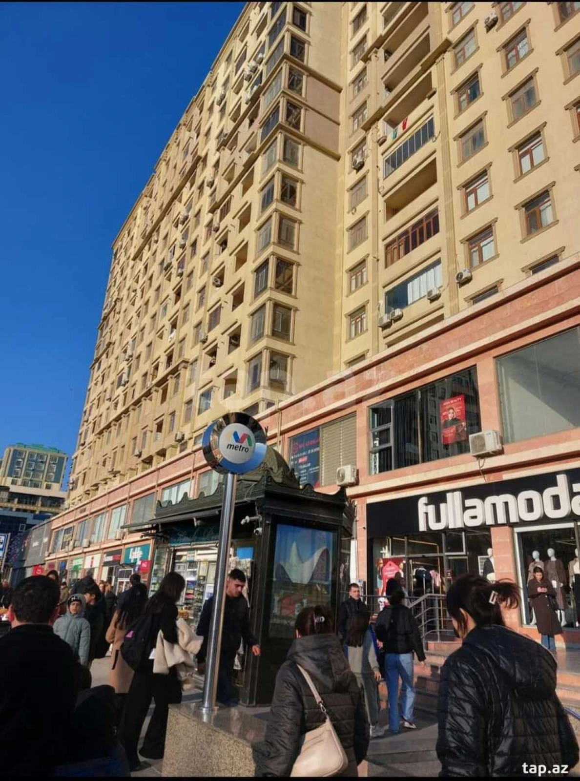 Kirayə verilir 3 otaqlı yeni tikili 80 m²