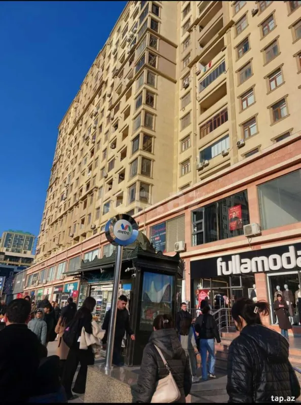 Kirayə verilir 3 otaqlı yeni tikili 80 m²