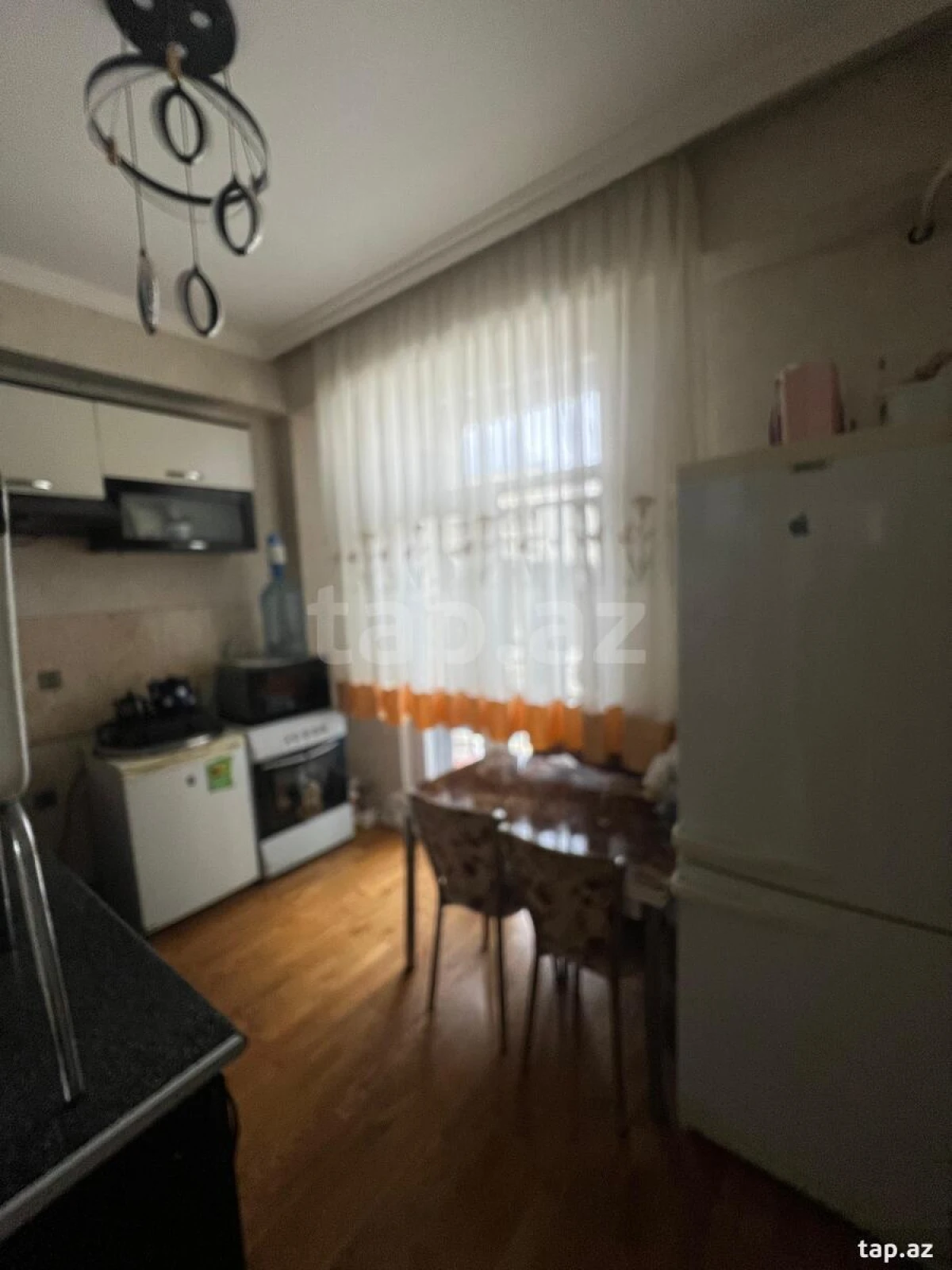 Satılır 2 otaqlı yeni tikili 60 m²