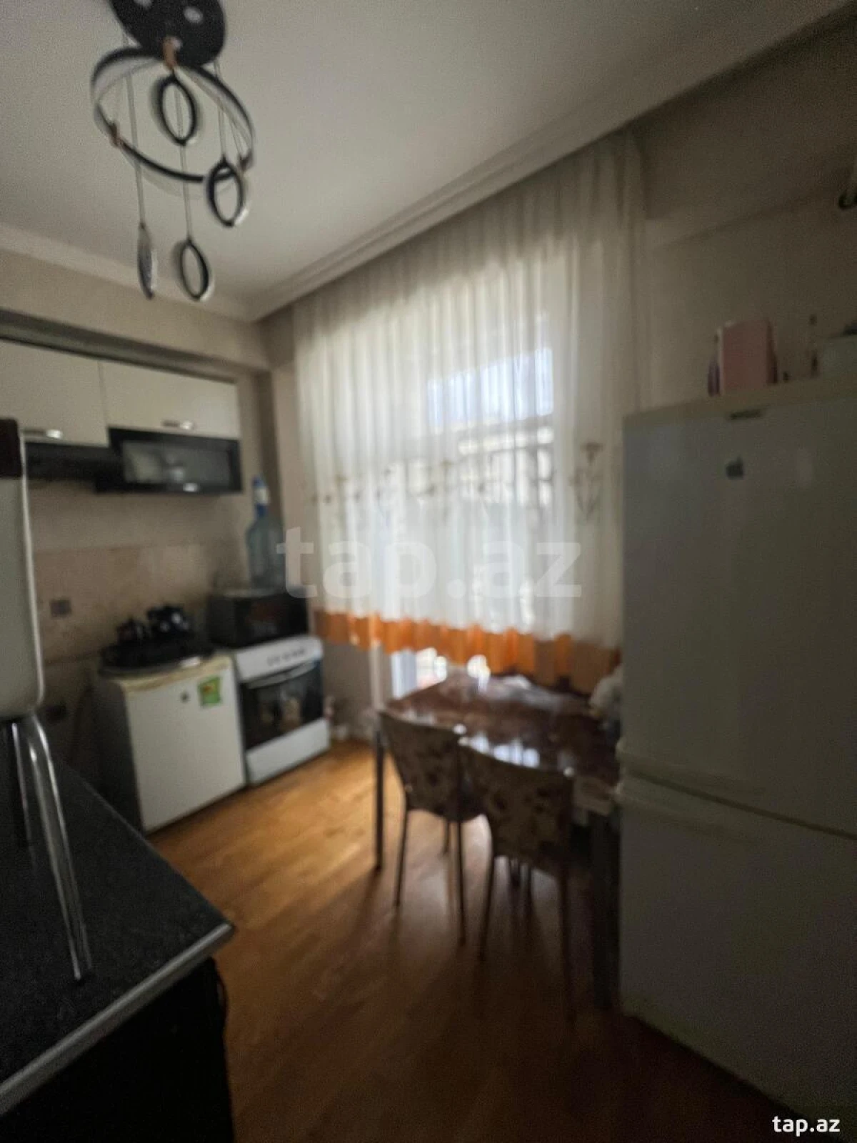Satılır 2 otaqlı yeni tikili 60 m²