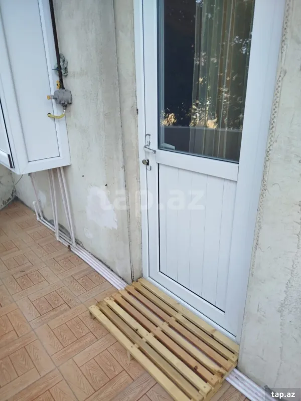Kirayə verilir 2 otaqlı yeni tikili 50 m²