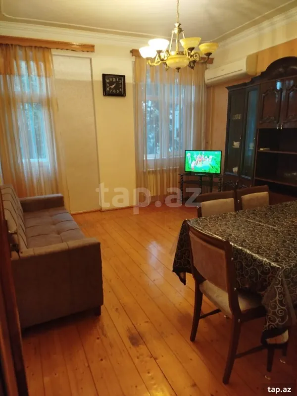 Kirayə verilir 2 otaqlı yeni tikili 50 m²