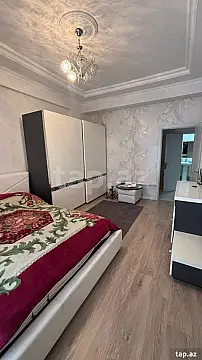 Kirayə verilir 2 otaqlı yeni tikili 70 m²
