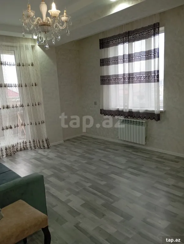 Kirayə verilir 2 otaqlı yeni tikili 72 m²