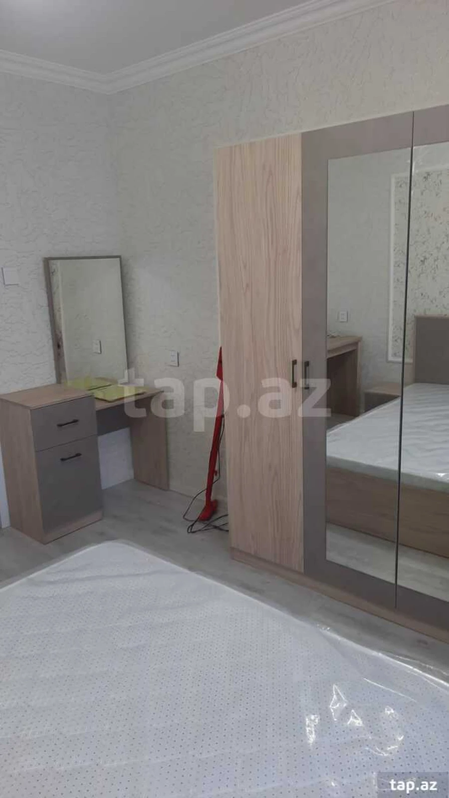 Kirayə verilir 3 otaqlı yeni tikili 65 m²