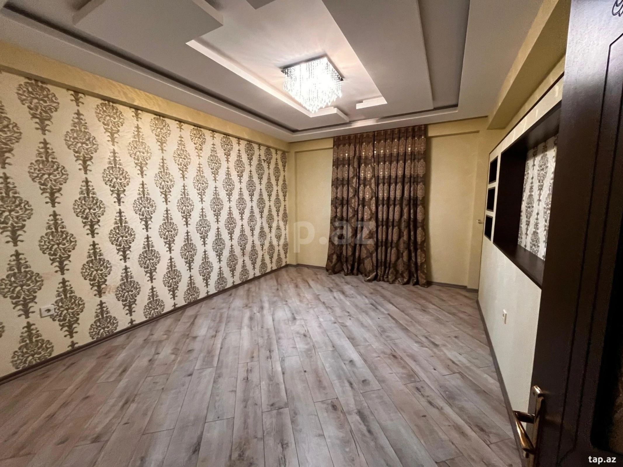 Kirayə verilir 3 otaqlı yeni tikili 65 m²