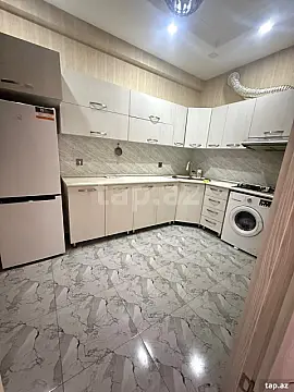 Kirayə verilir 2 otaqlı yeni tikili 200 m²