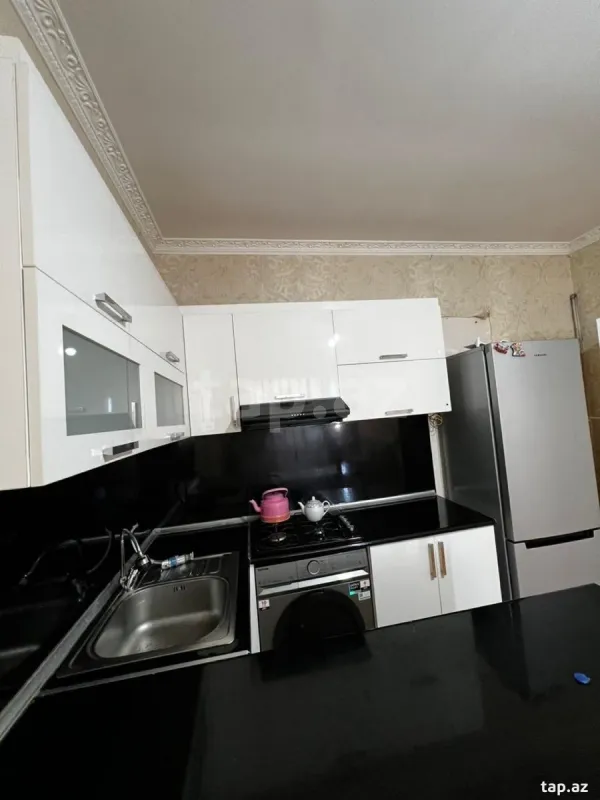 Kirayə verilir 2 otaqlı yeni tikili 55 m²