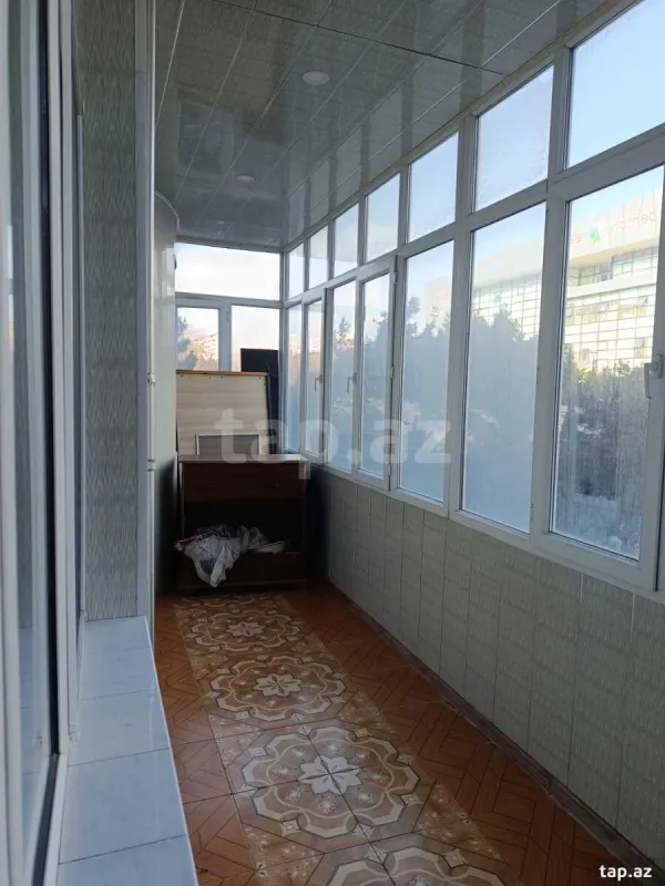 Kirayə verilir 3 otaqlı yeni tikili 142 m²