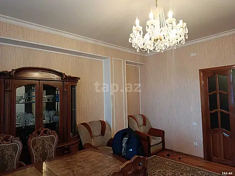 Kirayə verilir 3 otaqlı yeni tikili 142 m²