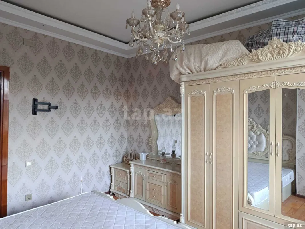 Kirayə verilir 3 otaqlı yeni tikili 142 m²