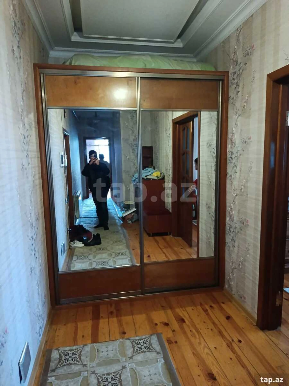 Kirayə verilir 3 otaqlı yeni tikili 142 m²