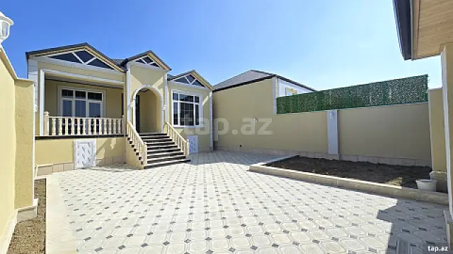 Satılır 4 otaqlı həyət evi 125 m² — Bakı 4 otaq 125.00 m²