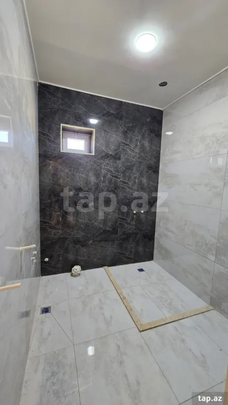Satılır 4 otaqlı həyət evi 125 m²