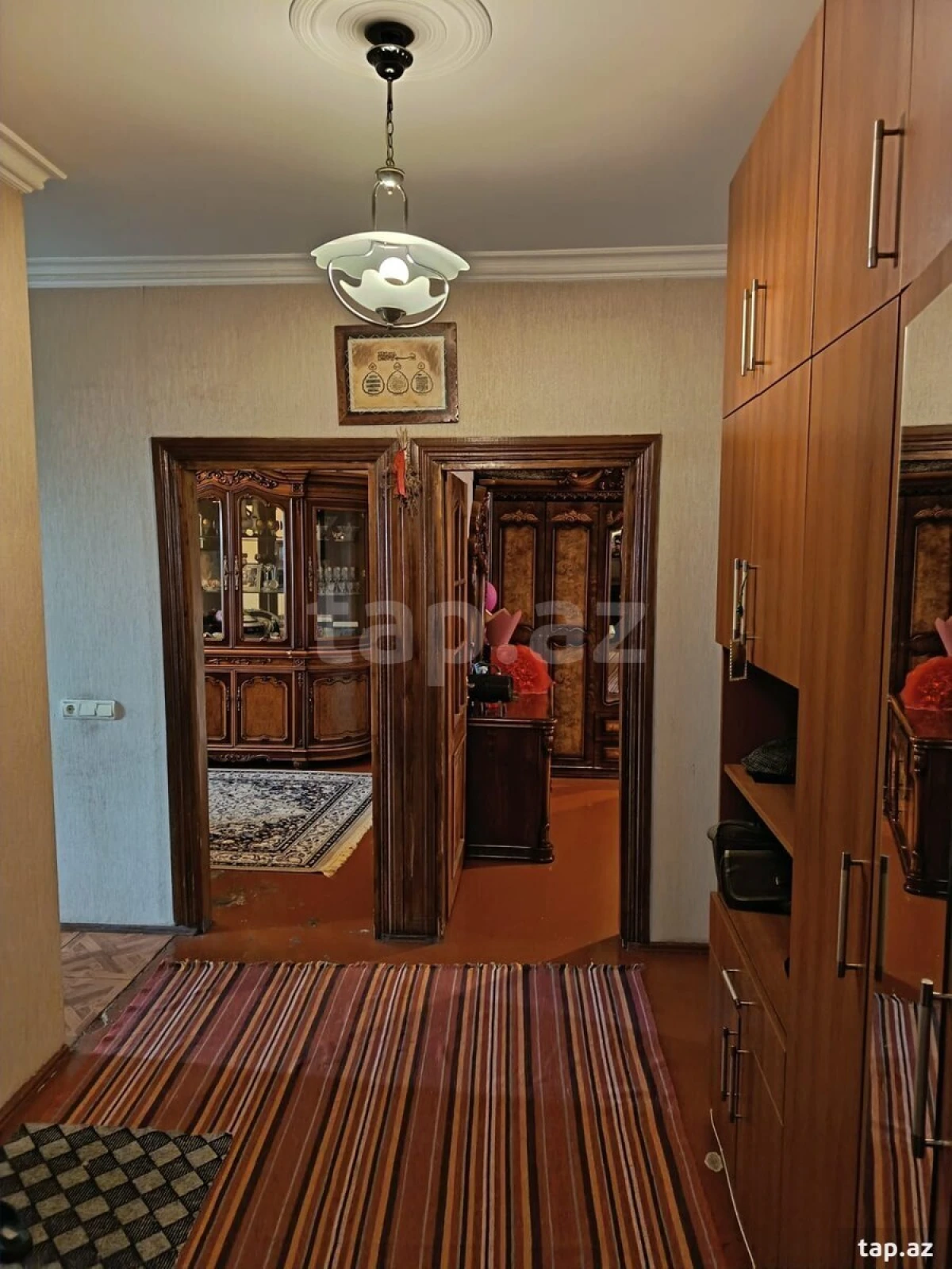 Satılır 4 otaqlı mənzil 110 m²
