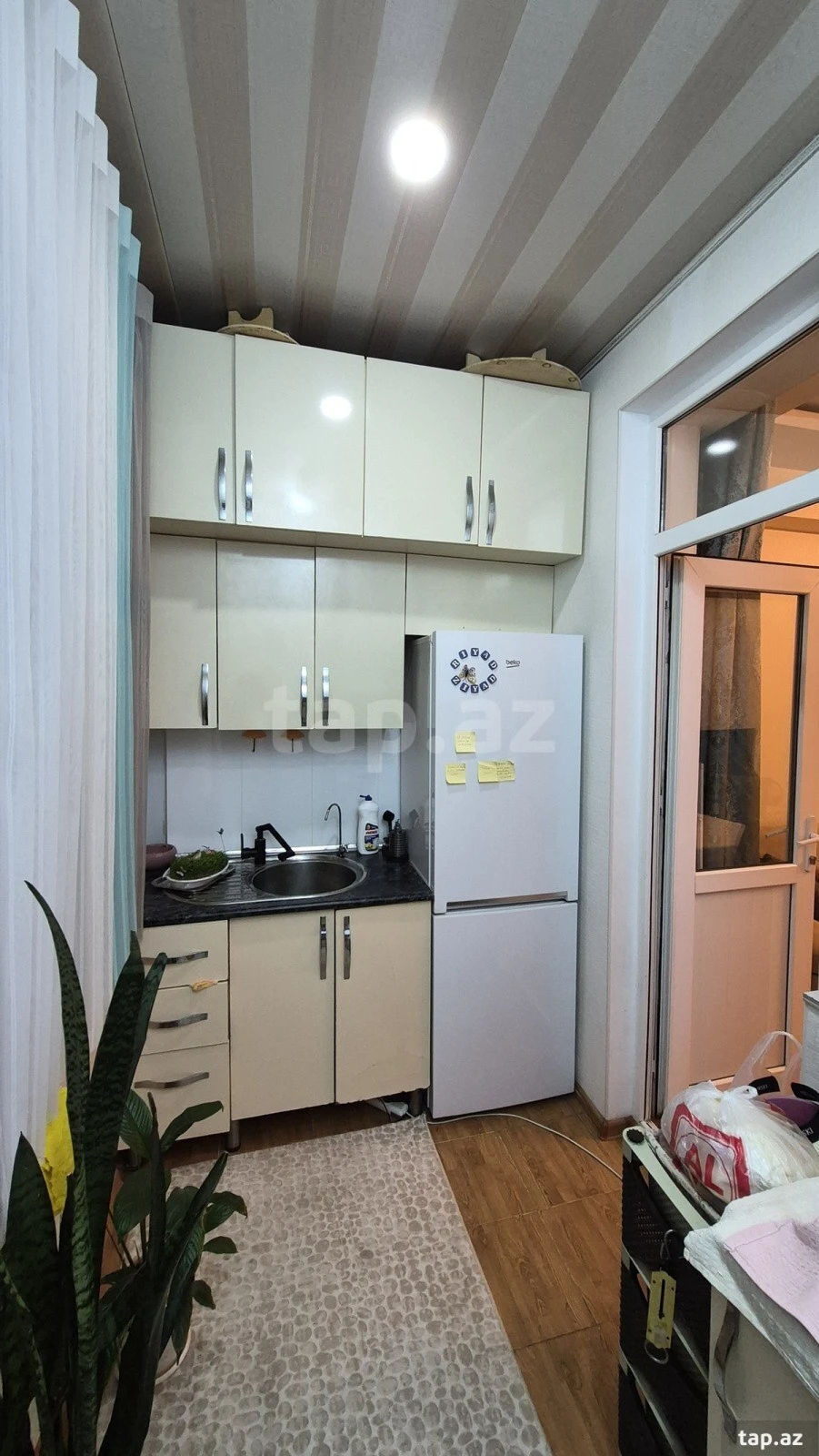 Satılır 2 otaqlı yeni tikili 55 m²