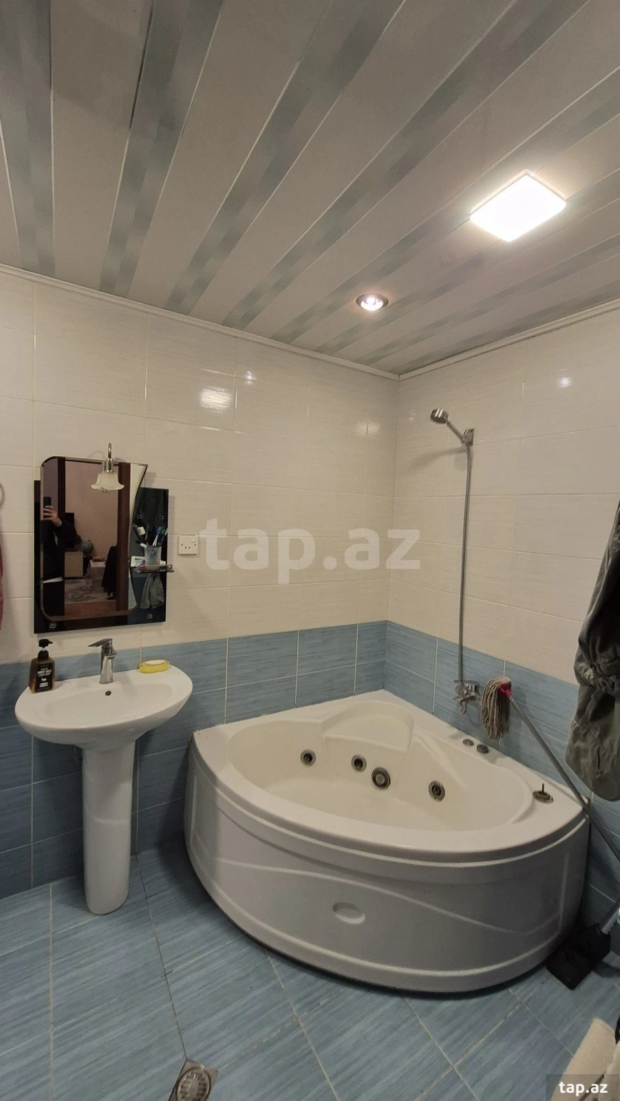 Satılır 2 otaqlı yeni tikili 55 m²