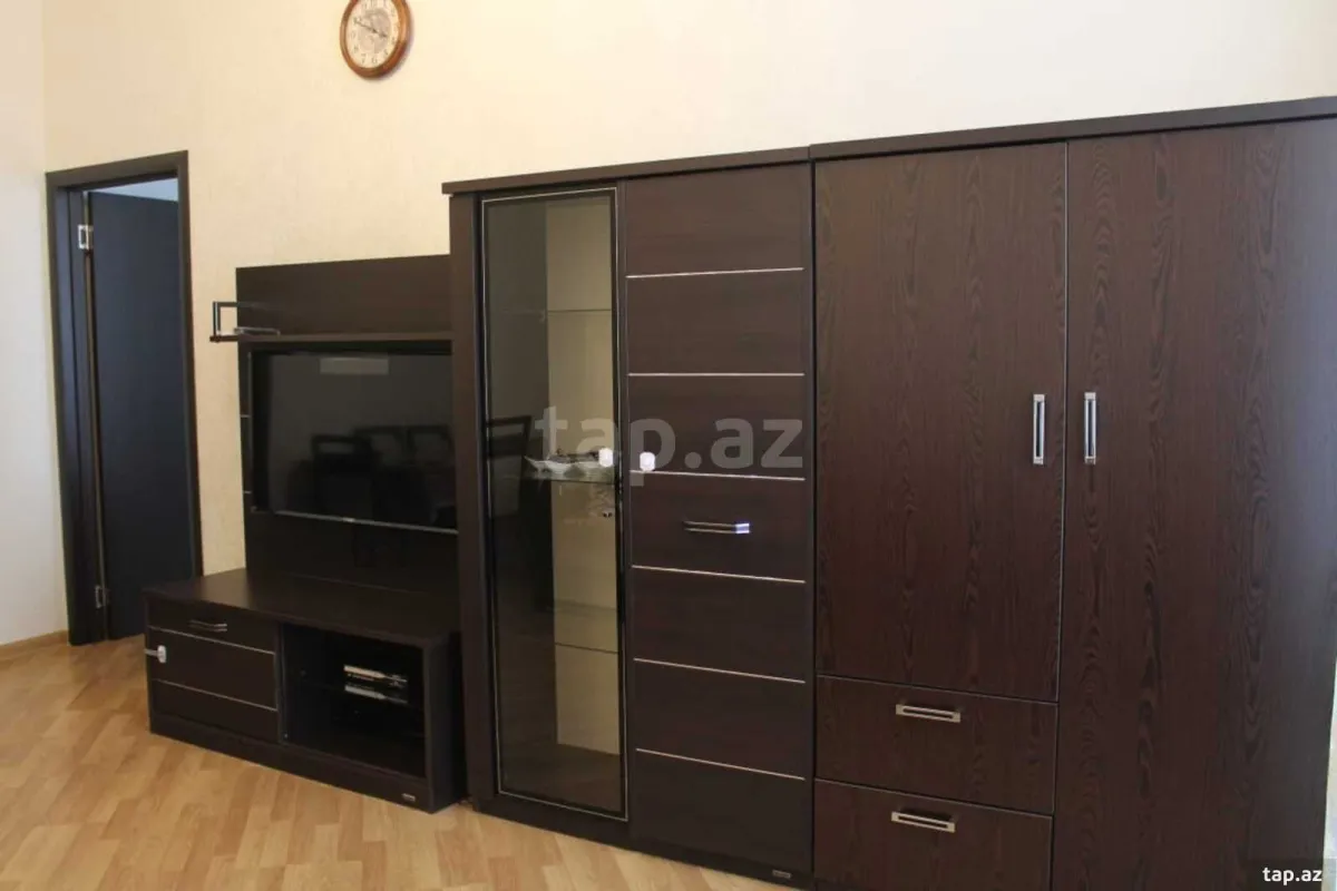 Kirayə verilir 2 otaqlı mənzil 55 m²