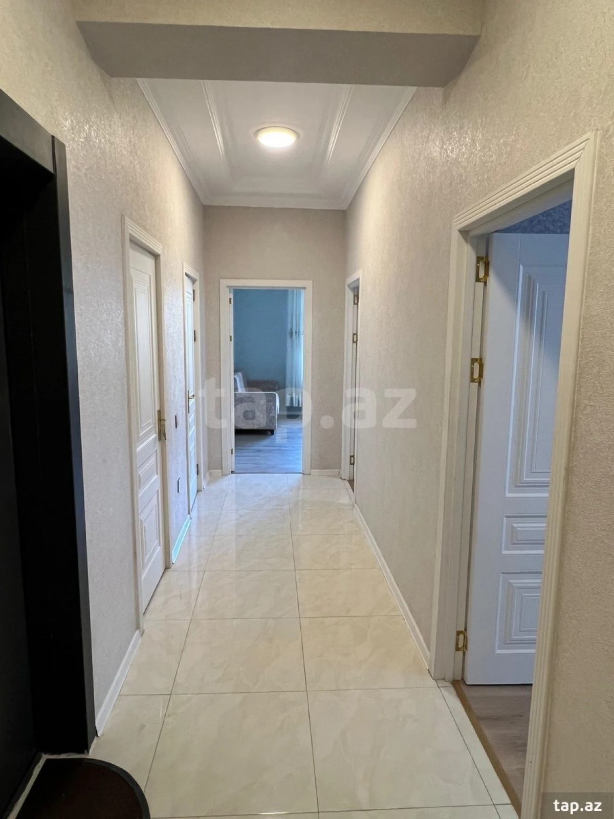 Kirayə verilir 2 otaqlı yeni tikili 82 m²