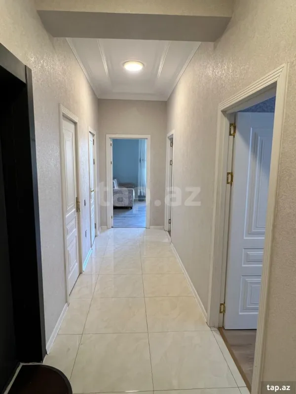 Kirayə verilir 2 otaqlı yeni tikili 82 m²