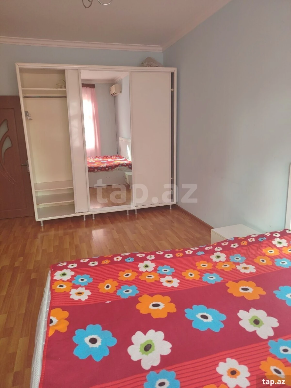 Kirayə verilir 1 otaqlı mənzil 42 m²