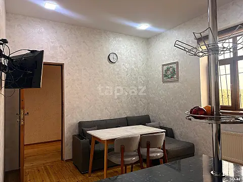 Satılır 4 otaqlı həyət evi 10 m²