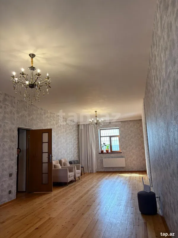 Satılır 4 otaqlı həyət evi 10 m²