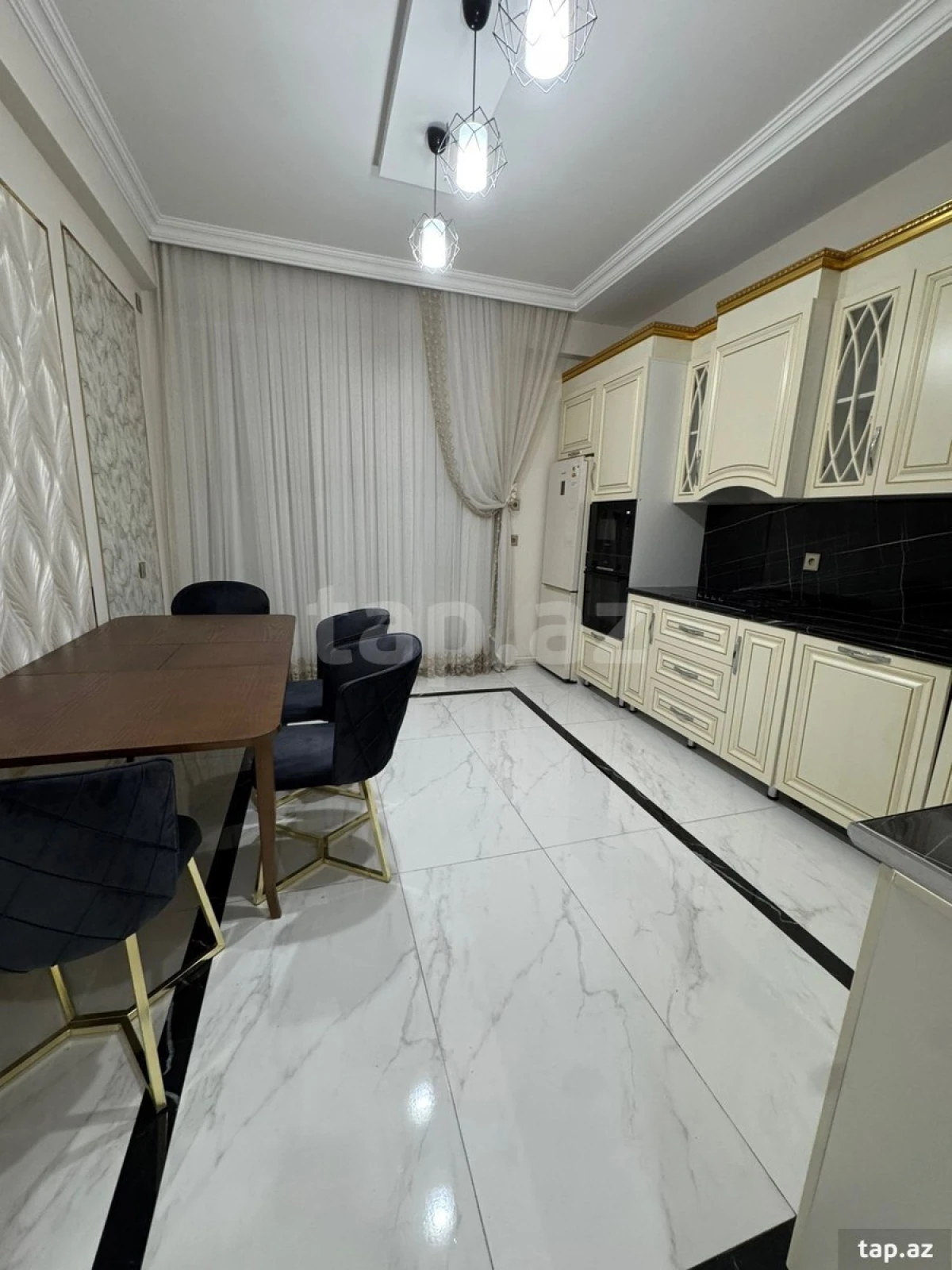 Satılır 2 otaqlı yeni tikili 80 m²