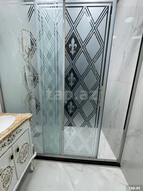 Satılır 2 otaqlı yeni tikili 80 m²