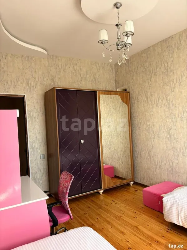 Satılır 4 otaqlı həyət evi 144 m²
