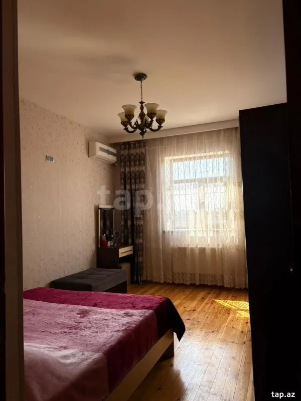 Satılır 4 otaqlı həyət evi 144 m²