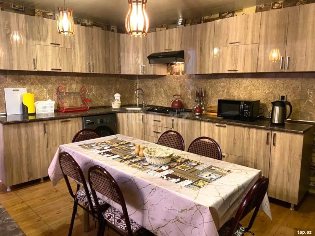 Satılır 4 otaqlı mənzil 80 m²