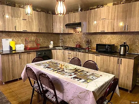 Satılır 4 otaqlı mənzil 80 m²