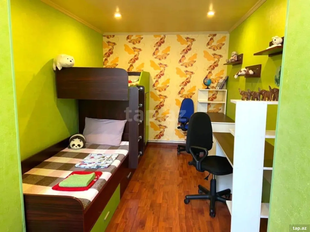 Satılır 4 otaqlı mənzil 80 m²