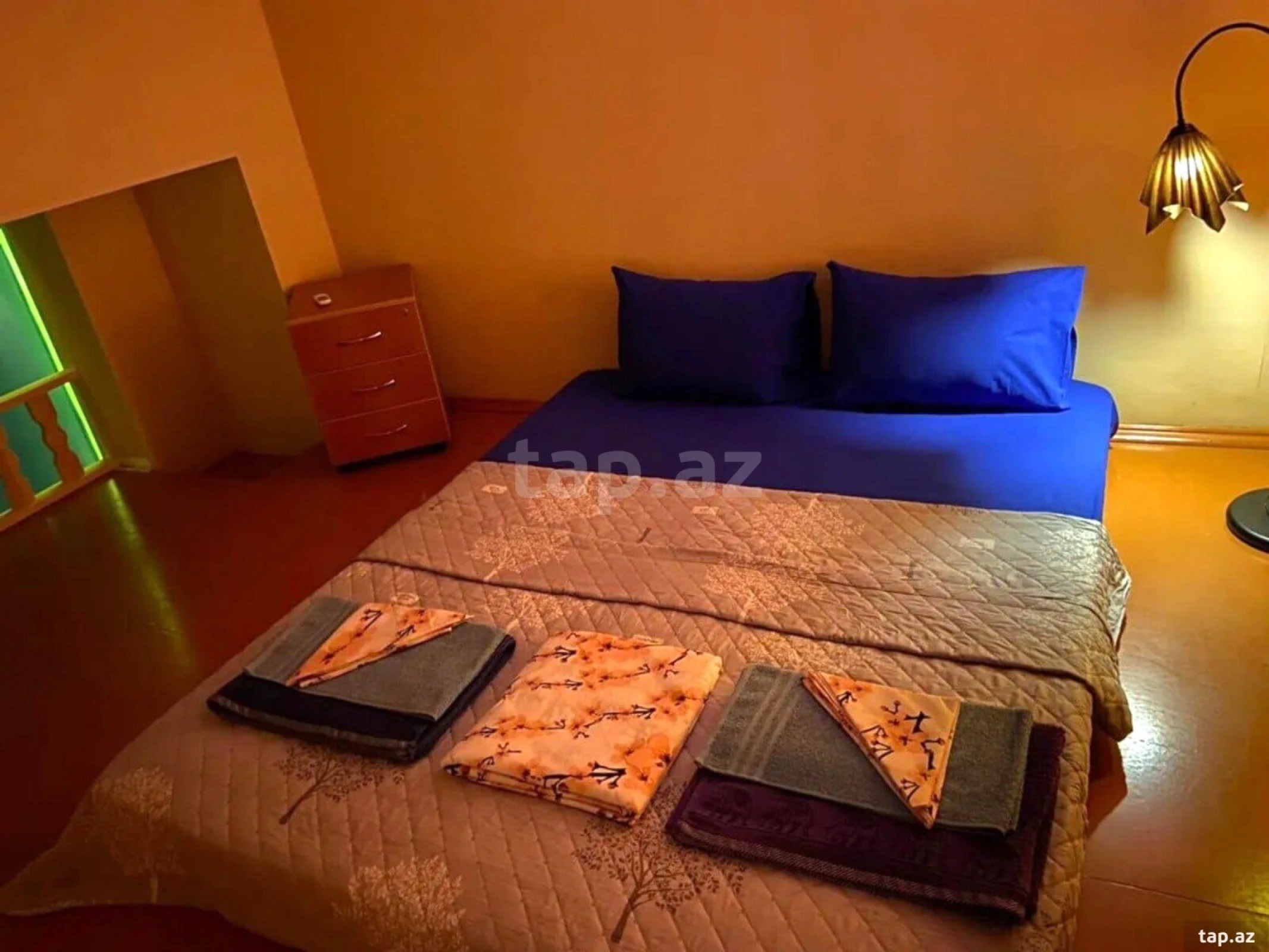 Satılır 4 otaqlı mənzil 80 m²