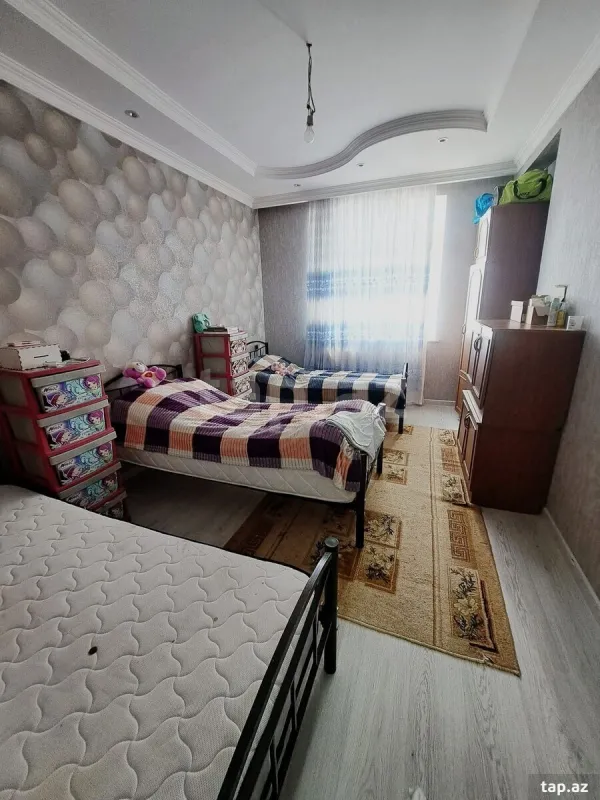 Kirayə verilir 2 otaqlı yeni tikili 110 m²