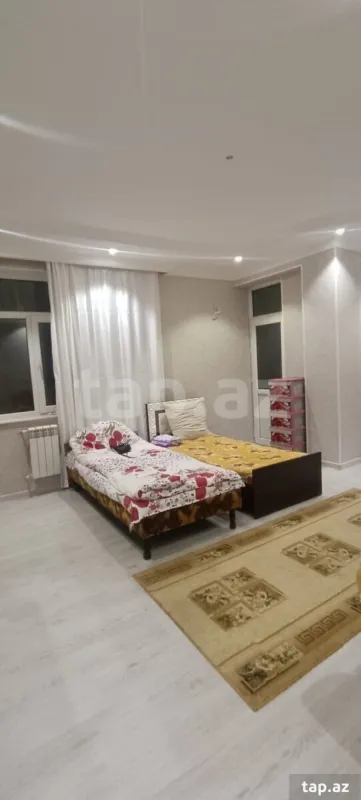 Kirayə verilir 2 otaqlı yeni tikili 110 m²