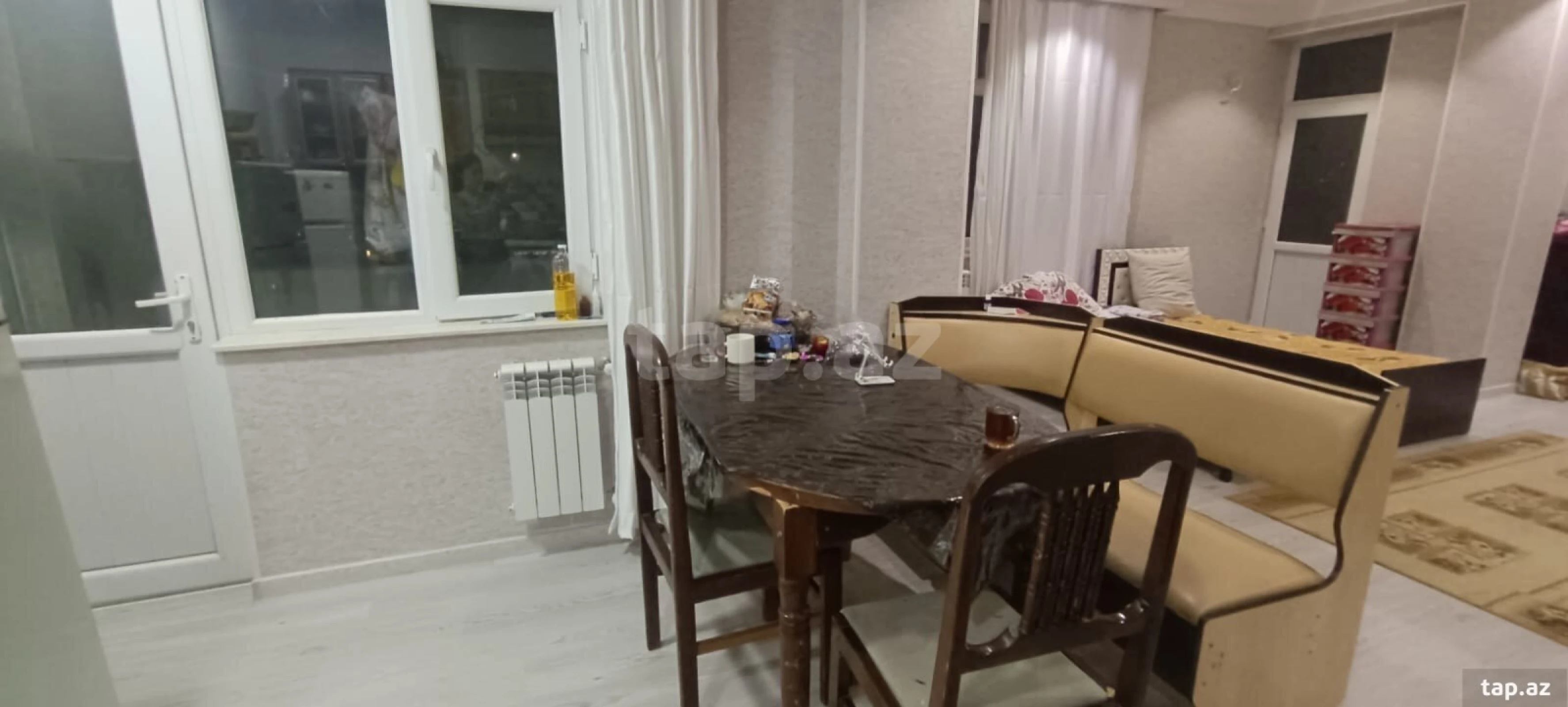 Kirayə verilir 2 otaqlı yeni tikili 110 m²