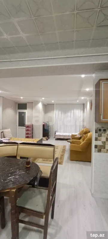 Kirayə verilir 2 otaqlı yeni tikili 110 m²