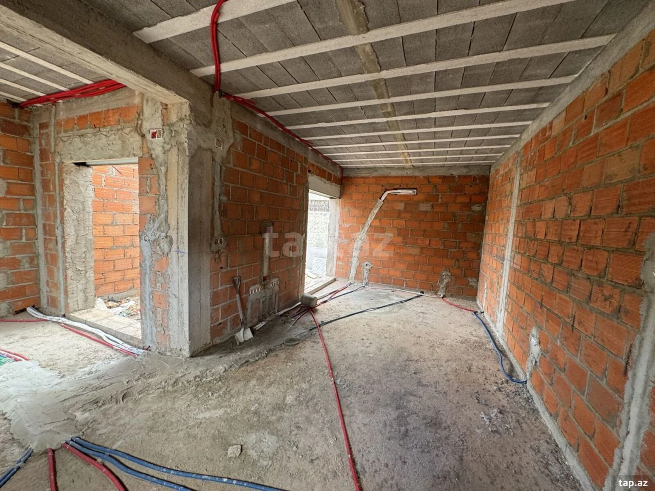 Satılır 4 otaqlı yeni tikili 146 m²